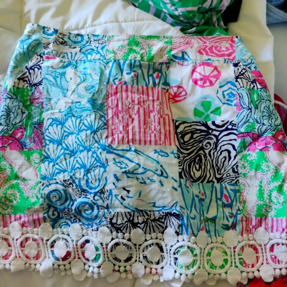 Lilly Pulitzer skirt with pockets size 2 - Picture 1 of 3